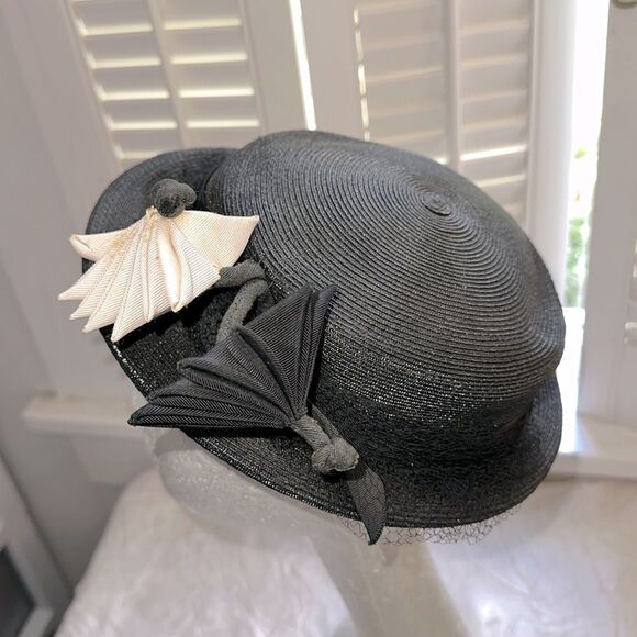 Vintage 50s/60s A New York Creation Small Black Hat with Distinctive Accents‎ main image 3